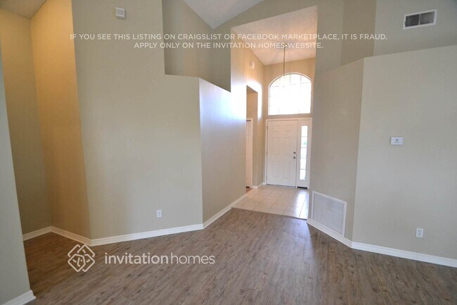 Foto del edificio - 12666 Maribou Cir