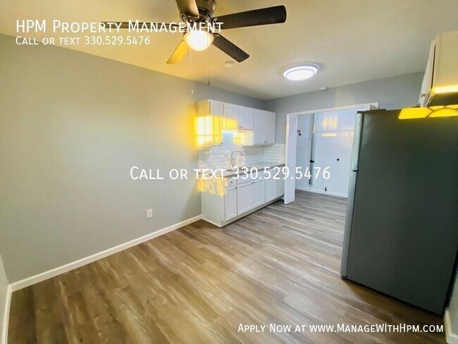 Foto del edificio - 2531 Zircon St NE