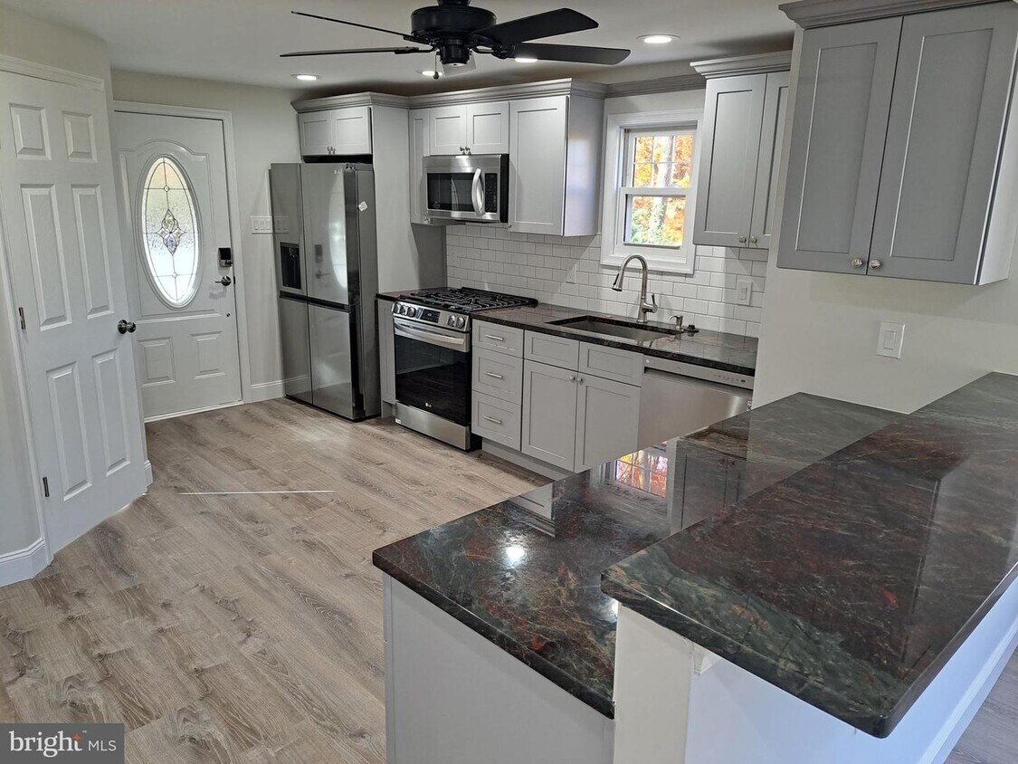 2 Hill Rd, Aston, PA 19014 House Rental in Aston, PA