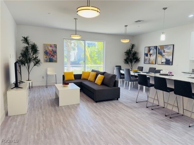 Foto del edificio - 5865 Shell Cove Drive