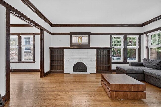 Foto del edificio - 4940 N Whipple St