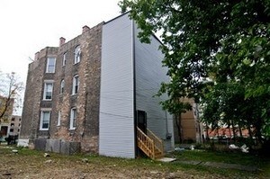 Building Photo - 1325 S Sawyer Ave