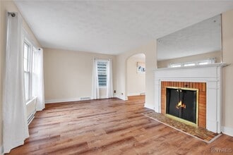 Building Photo - 21 Waverly Ave