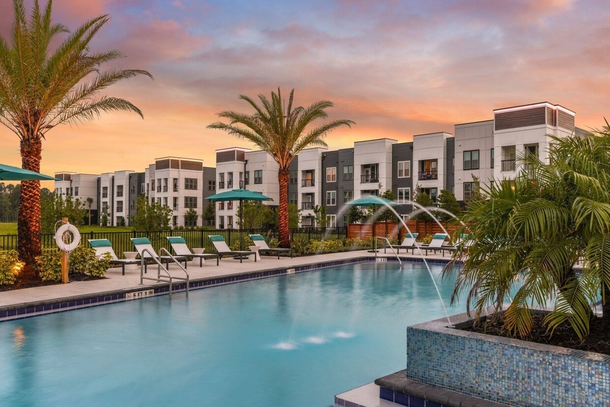 The Menlo Apartments in Jacksonville, FL