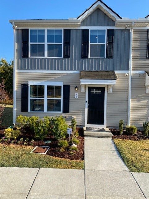 Main Entrance - End Unit - 2935 Winterberry Dr