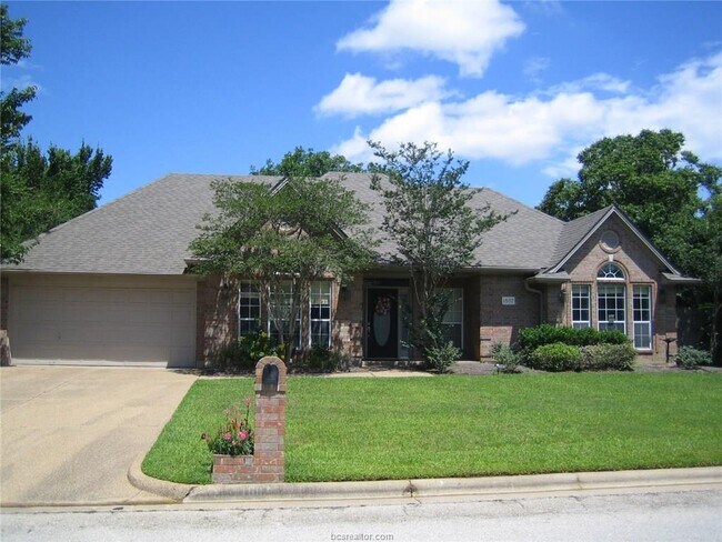 Building Photo - 1507 Lynx Cove