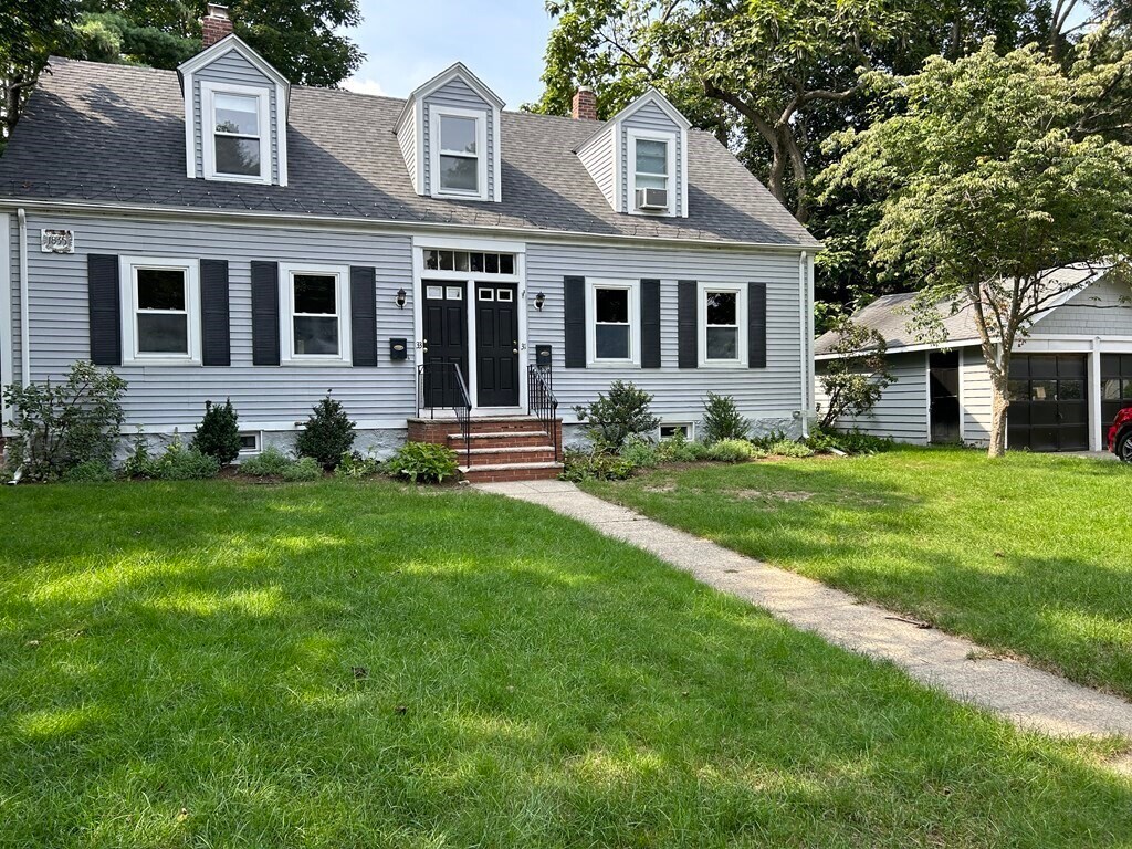 33 Columbia St, Wellesley, MA 02481 Townhome Rentals in Wellesley MA