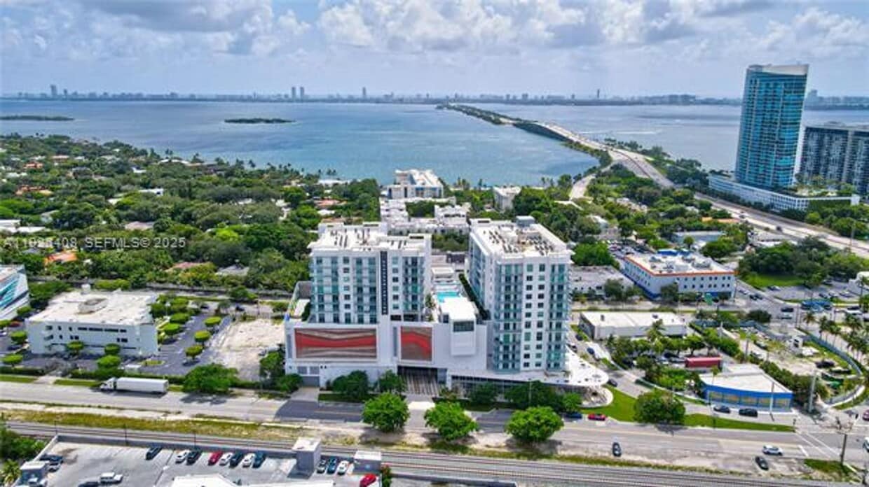 Photo - 3900 Biscayne Blvd unit S-502 (A11926408)