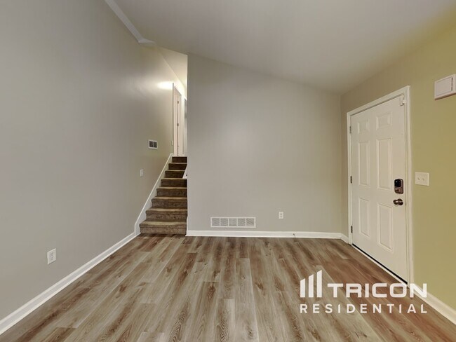 Building Photo - 210 Kennedy Dr