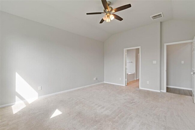 Foto del edificio - 20730 Iron Timber Ln