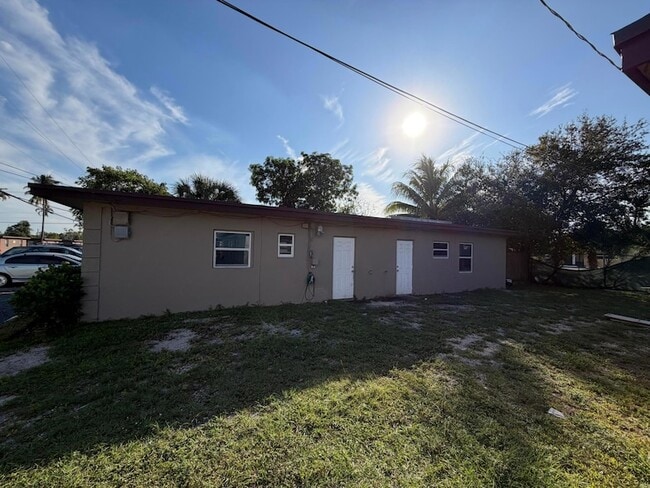 Photo - 911 NW 12th Ave Apartment