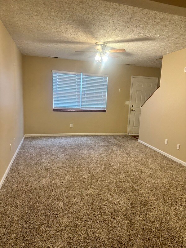108 Mt Vernon Ln, Hurricane, WV 25526 Townhome Rentals in Hurricane