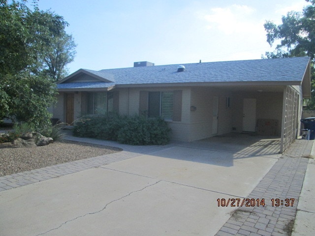 COMING SOON!!! WALKING DISTANCE TO THE CLA... - COMING SOON!!! WALKING DISTANCE TO THE CLA... House