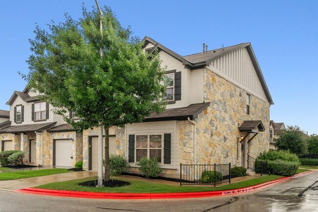 Foto del edificio - 11807 Frenchie Ln