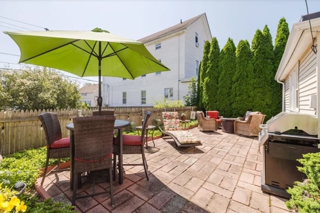 Building Photo - 69 Summerfield St