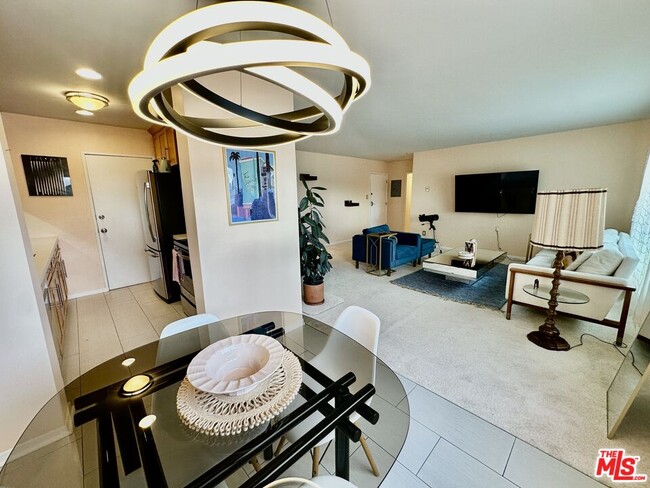 Foto del edificio - 960 Larrabee St