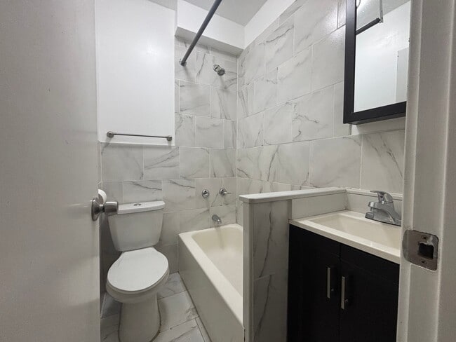 Foto del edificio - 220 51st St
