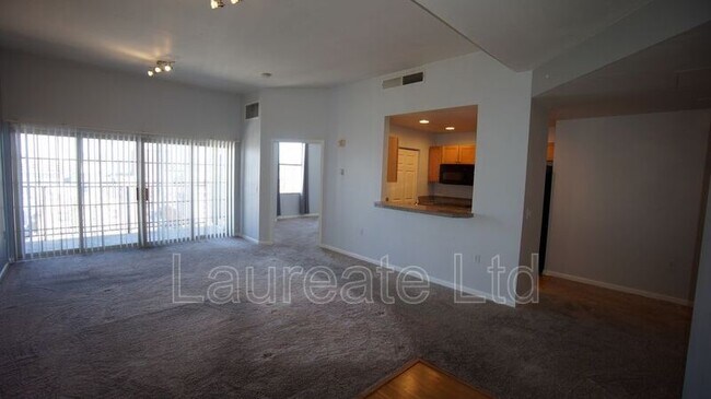 Foto del edificio - 475 W 12th Ave