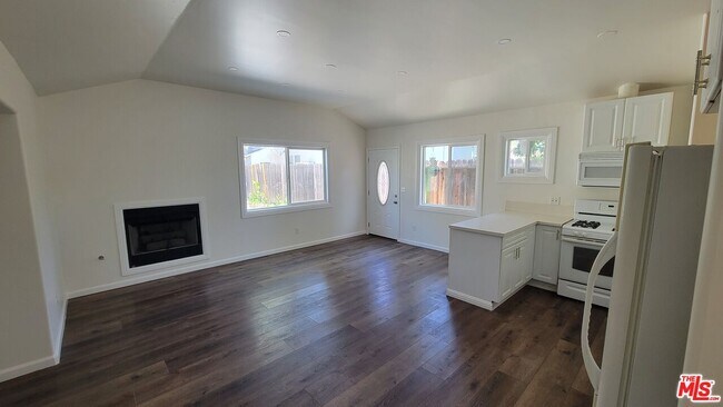 Foto del edificio - 7467 N Forbes Ave