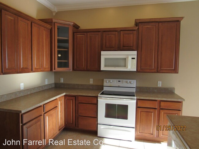 Building Photo - 4 br, 3 bath House - 50 Belmont Road