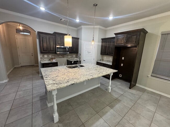 Foto del edificio - 5209 Lamont Ave