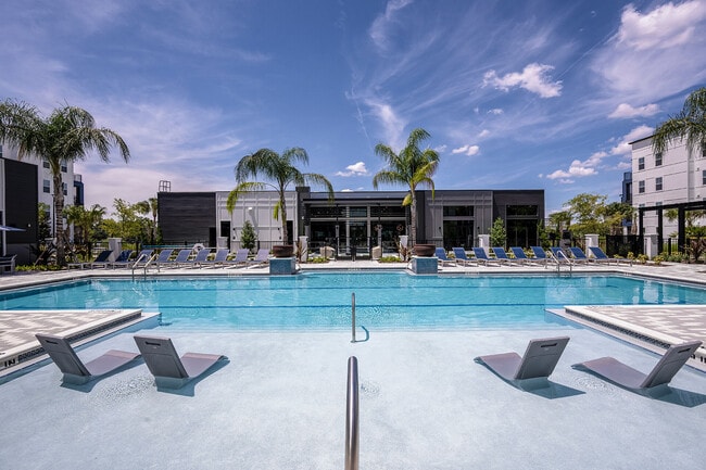 Vue at the Ridge apartments — community photo - Vue at the Ridge