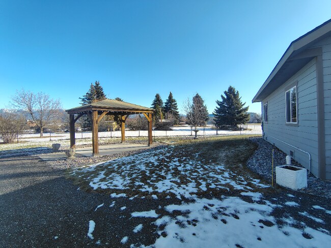 Foto del edificio - 167 Valley Rose Ln