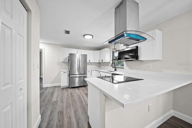 Building Photo - 21224 Quesada Ave