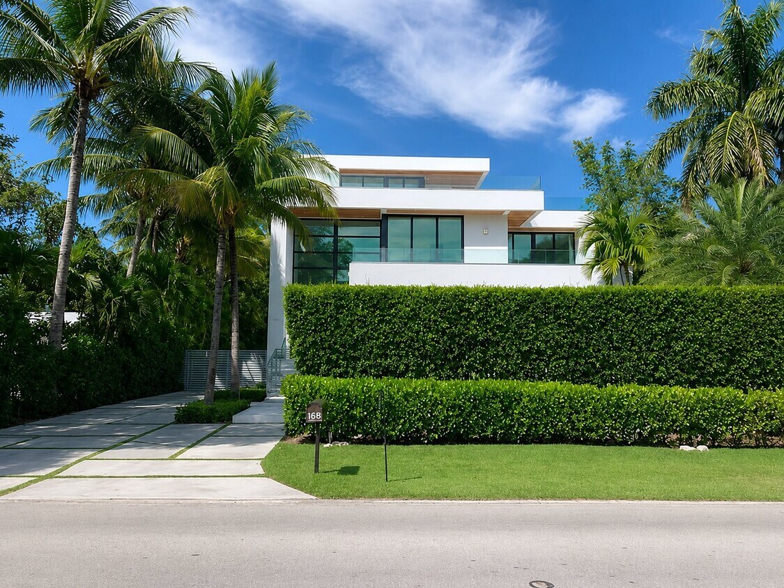 Photo - 785 Harbor Dr (Key Biscayne, FL)