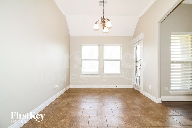 Building Photo - 2604 Busheywood Dr