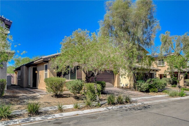 Foto del edificio - 2104 LeatherBridge Ct
