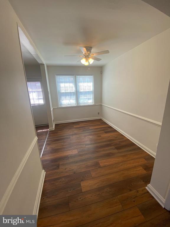 Foto del edificio - 6821 Gough St