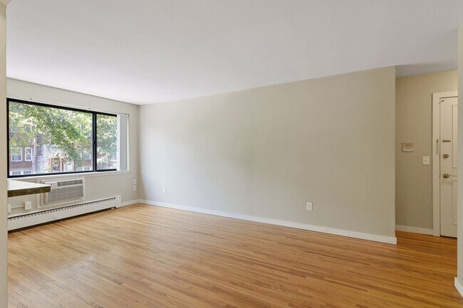 2 hab - Flats at Emerson