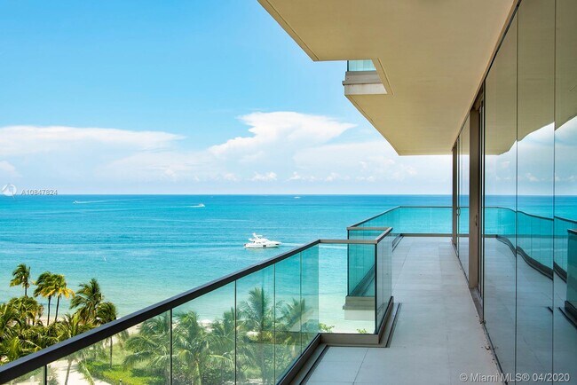 Foto del edificio - 10203 Collins Ave