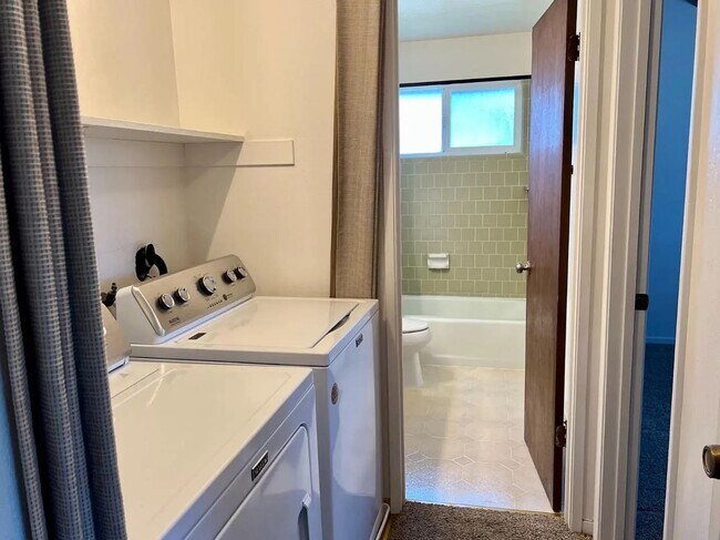 Foto del edificio - Cedar St in Aptos great 3 Bedroom