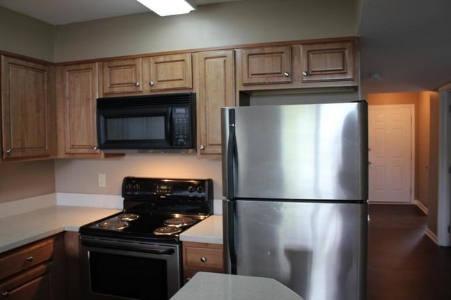 Building Photo - 1517 Laurel Ave, Apt 203