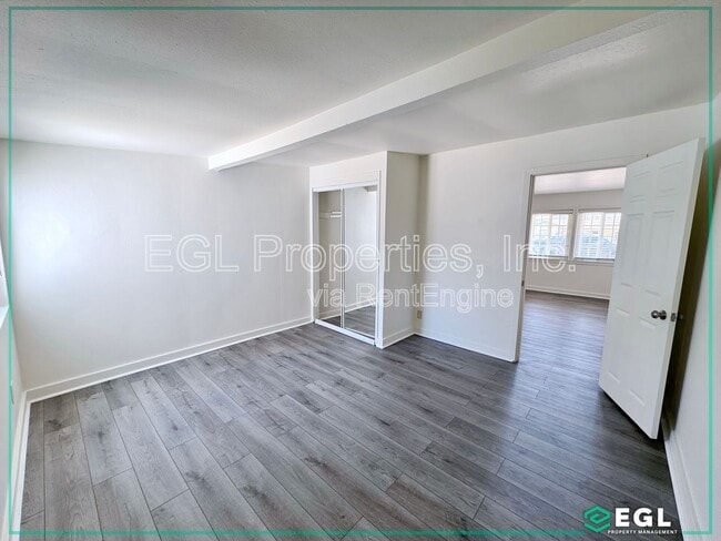 Building Photo - 18404 Regina Ave