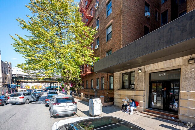 Foto del edificio - 3091 Brighton 3rd St