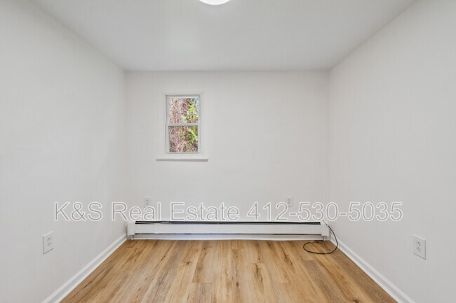 Foto del edificio - 441-443-445 Library St