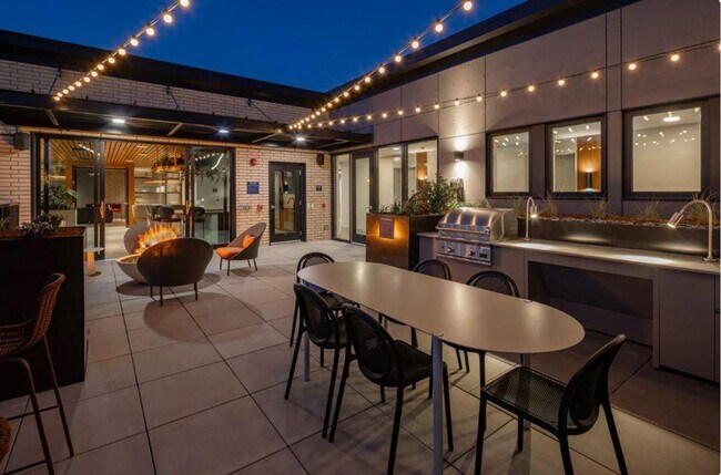 Foto del edificio - 1985 NW Savier St