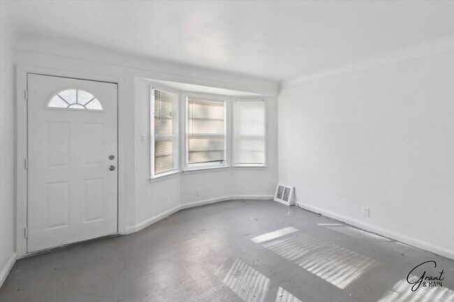 Foto del edificio - 3 bedroom ranch $1200