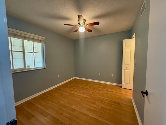 Foto del edificio - 3496 Briar Bay Blvd