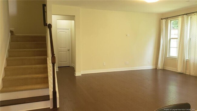 Building Photo - 124 Victorian Oaks Dr