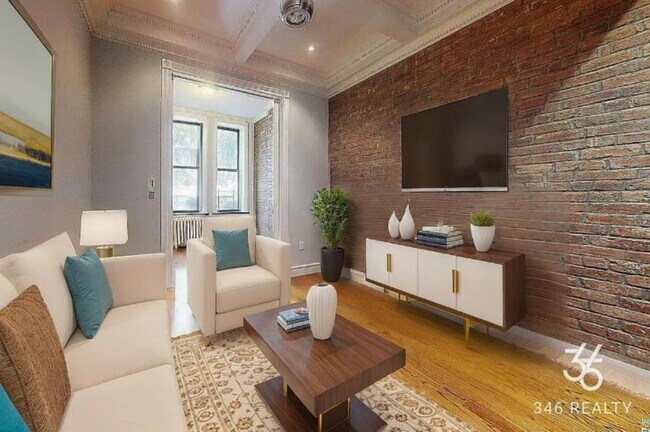 Building Photo - East 25th Street