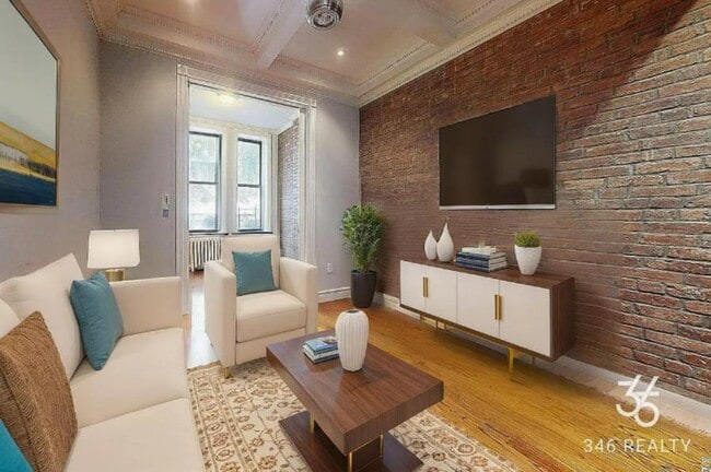 Building Photo - East 25th Street