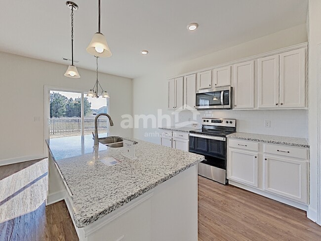 Foto del edificio - 5404 Lake Water Ct