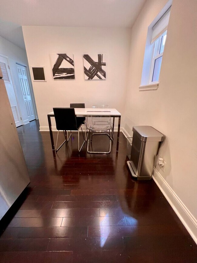 Foto del edificio - 1839 N 33rd St