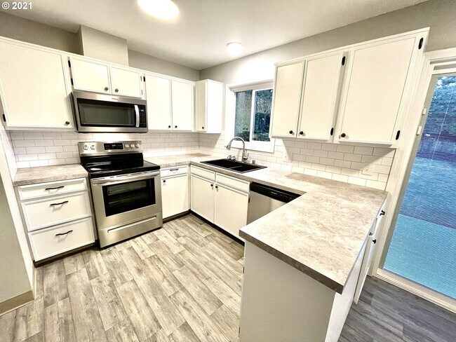 Foto del edificio - 7709 NE 126th Ave