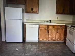 Building Photo - 6677 W Denton Ln