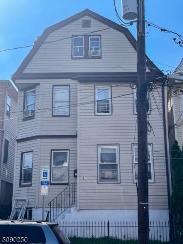 Primary Photo - 14 Triton Terrace